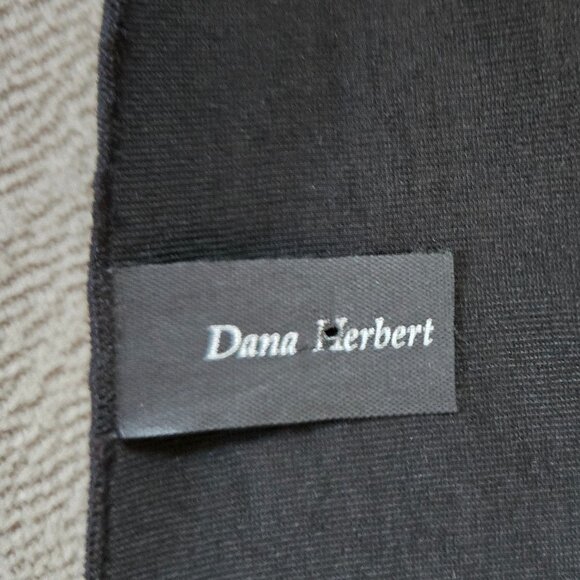 Dana Herbert Black and Gold Floral Medallion Scarf - Picture 5 of 6